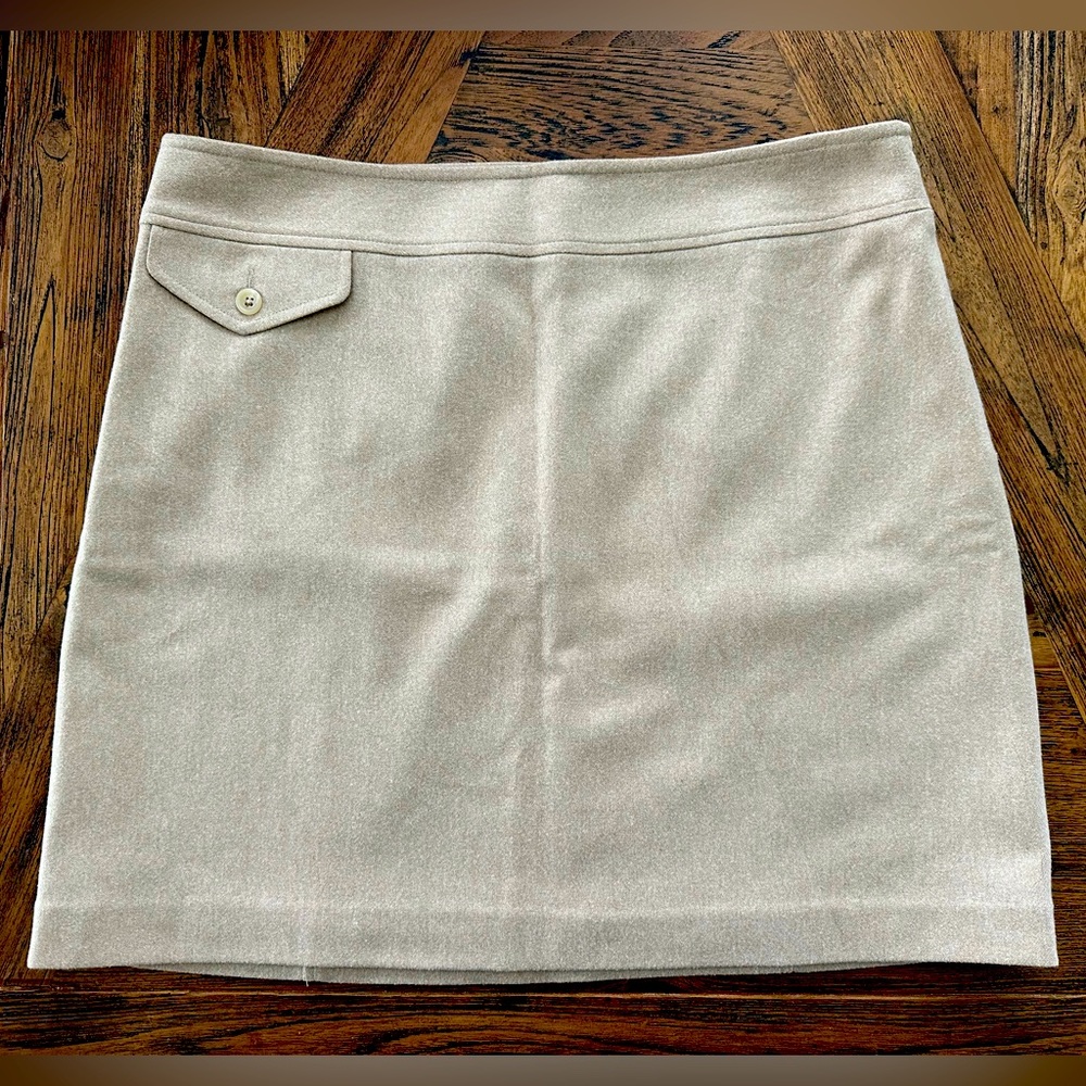 Banana Republic Camel A-Line/Mini Winter Skirt - Size:12
